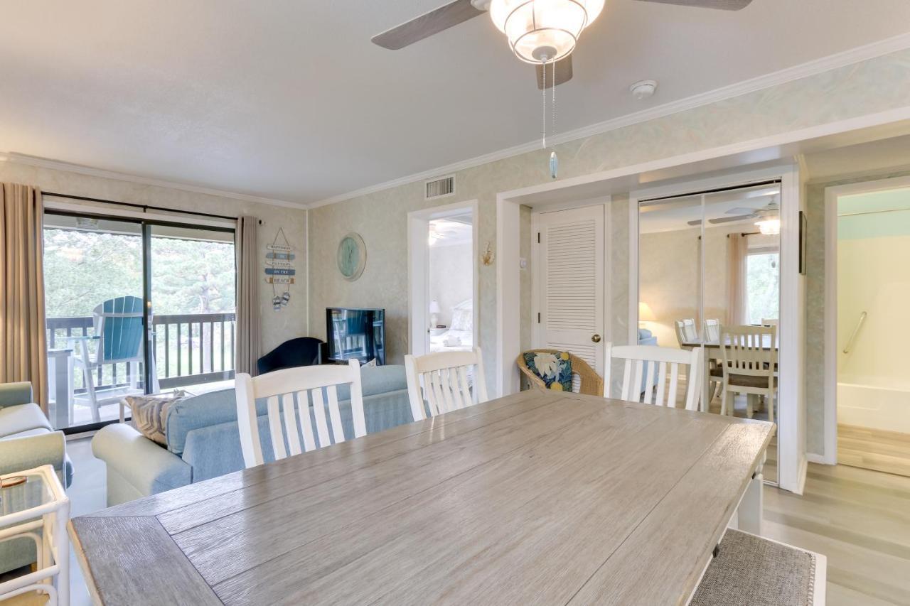 Hilton Head Condo With Balcony And Pool, Walk To Beach Hilton Head Island Exterior photo
