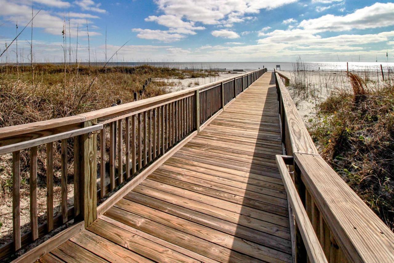 Hilton Head Condo With Balcony And Pool, Walk To Beach Hilton Head Island Exterior photo